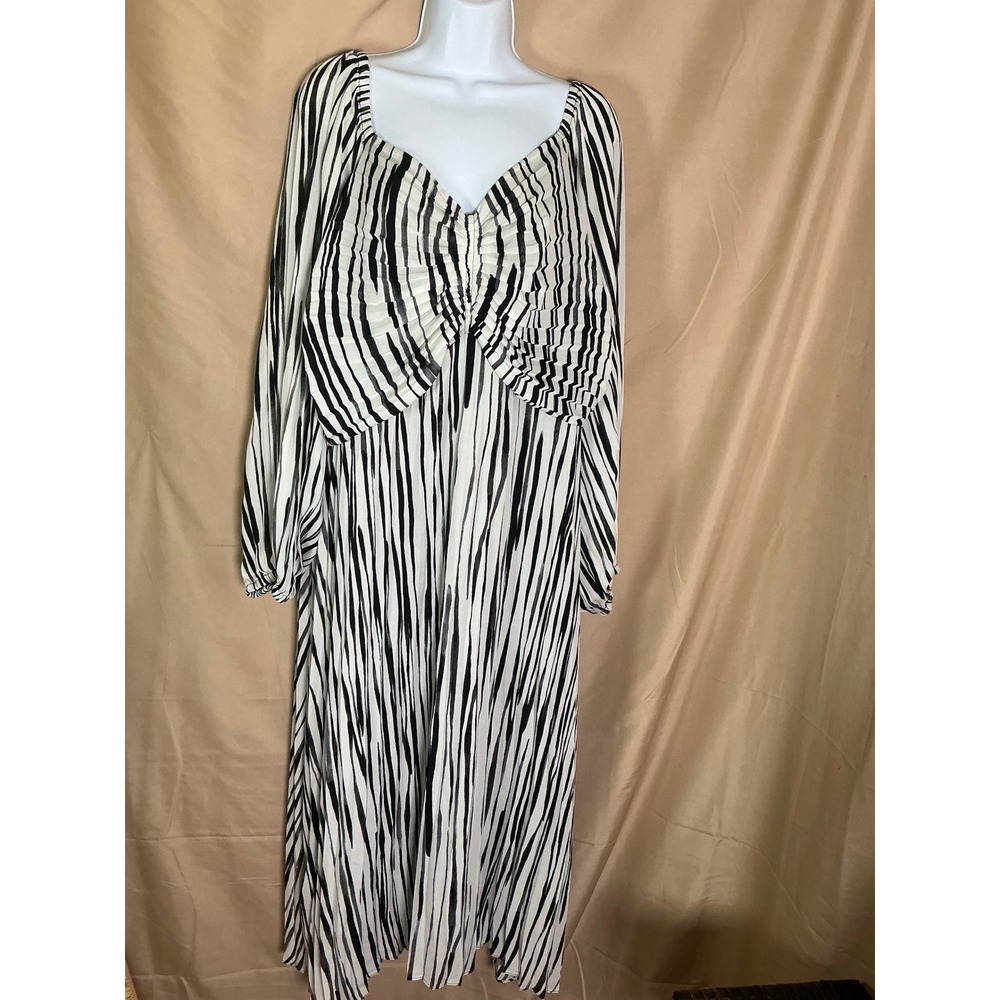 Terra Sky Black Label Midi Dress Womens 3X Black White Excellent Pleated Ruched